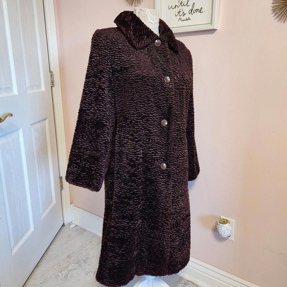 EUC UTEX Brown long coat textured large